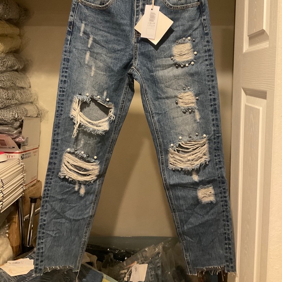 🆕Med Dark Blue Pearl Embellished Boho Distressed Ripped Knee Straight Leg Jeans - Picture 7 of 9